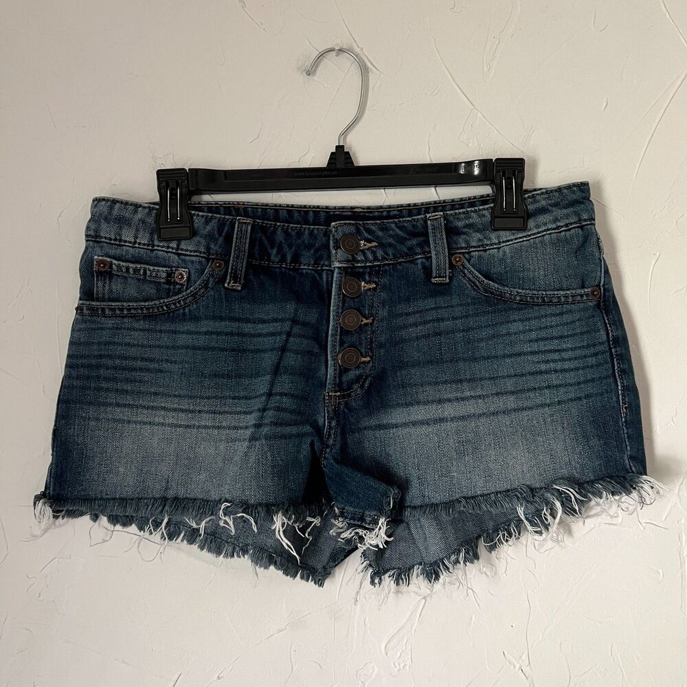 Lucky Brand The Cut Off Denim Shorts Button Fly Raw Hem Western Y2K Size 6 28